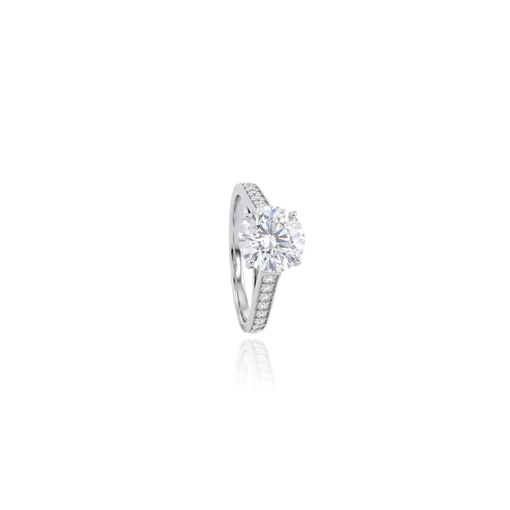 [076670] 269-ANEL SOLITARIO BRILHANTE 2,69CT H SI2 14 BRILHANTES 0,22CT H VS2 4,14G OURO BRANCO 18K - CERTIFICADO EGL 1701851427 - COLEÇAO ONLY YOU
