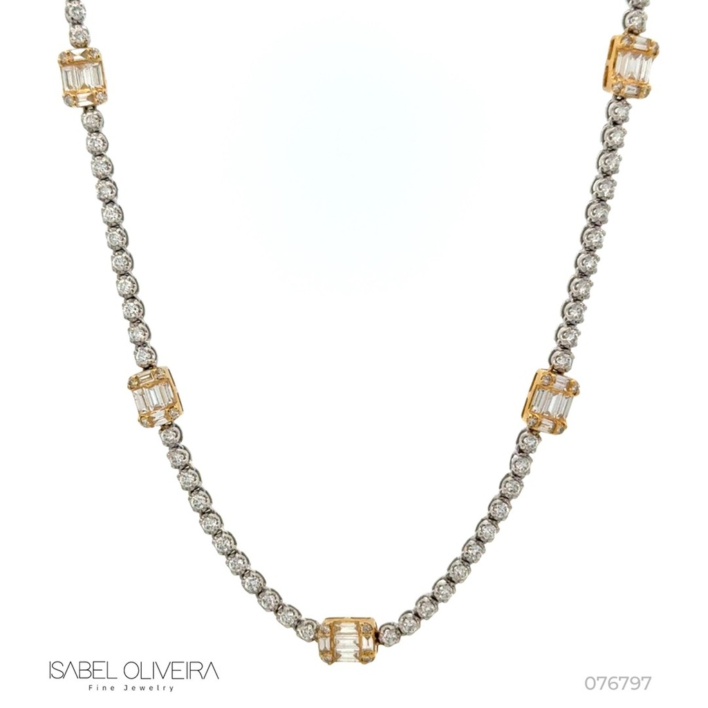 Colar Riviera Caixa Coroa 15 Diamantes Baguetes 0,63ct 10 Trapézios 0,18ct 84 Brilhantes 1,29ct com Corrente 40cm 7,82g Ouro Branco e Amarelo 18k - Coleção Rivieras