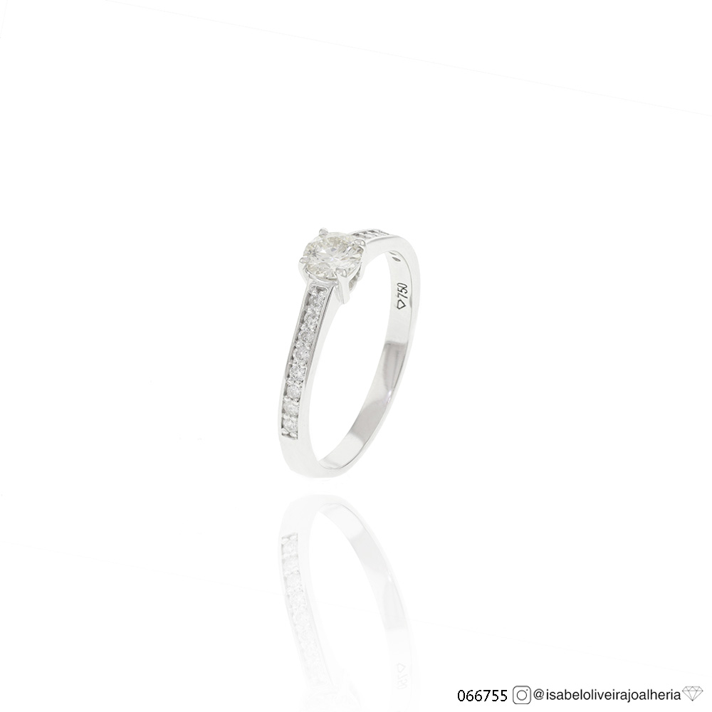 [067755] 30-Anel Solitário Brilhante 0,30ct 16 Brilhantes 0,16ct H SI1 2,31g Ouro Branco 18k - Coleção Only You