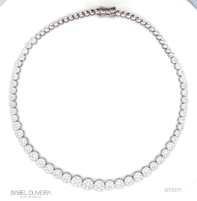 CRBOT5678BG-COLAR Riviera Degrade Cravaçao Invisivel 329 Brilhantes 9,67CT 35,26G VS1 com Extensor Bolinha 40CM 35,26G Ouro Branco 18K - Coleçao Botao