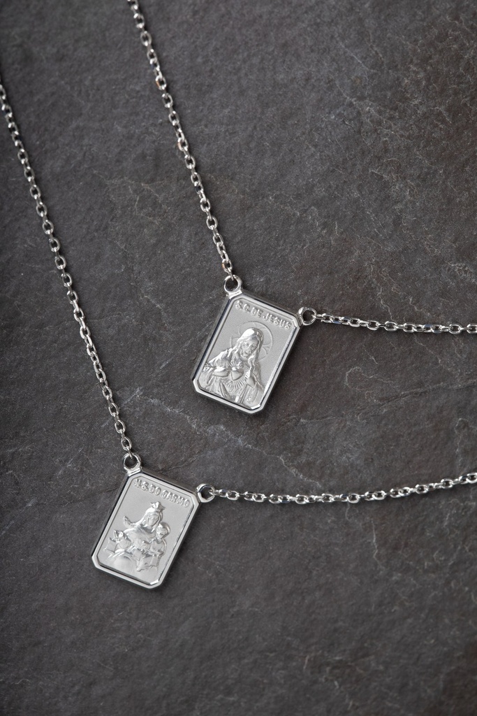 ESCDU60BP-Escapulário Face Dupla Retangular 9x12mm Sagrado Coração de Jesus e Nossa Sra Carmo Corrente Cartier 60cm 4,0g Ouro Branco 18k - Coleção Escapulário