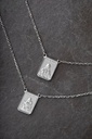 ESCDU60BP-Escapulário Face Dupla Retangular 9x12mm Sagrado Coração de Jesus e Nossa Sra Carmo Corrente Cartier 60cm 4,0g Ouro Branco 18k - Coleção Escapulário