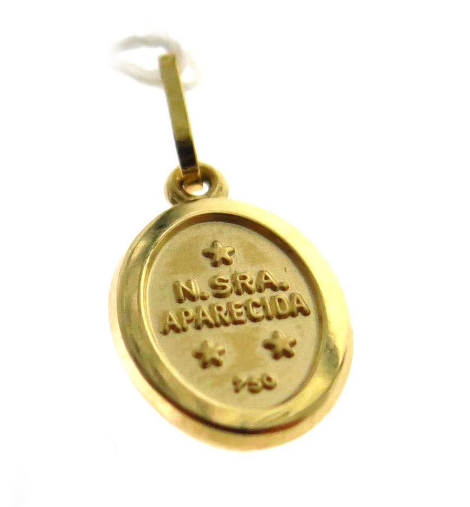 [036968] P-MEDALHA OVAL NOSSA SENHORA APARECIDA 9X12,50MM 0,95G OURO AMARELO 18K - COLEÇAO FE SANTOS
