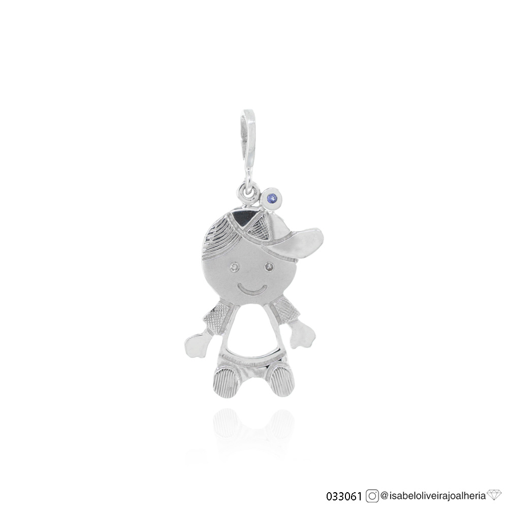 [033061] Pingente Menino 1 Safira e 2 Brilhantes JSI1 1,20g Ouro Branco 18k - Coleção Mães e Filhos