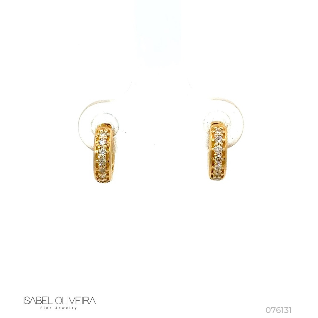 [076131] ARG02BRIAP-Argola 9,50mm Diâmetro 1 Fileira com Meia Cravação 14 Brilhantes 0,12ct H VS2 1,74g Ouro Amarelo 18k - Coleção Argolas Fashion