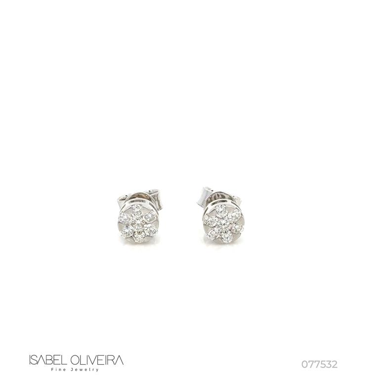 [077532] Brinco Botão 6mm com 14 Diamantes 0,46ct em Ouro Branco 18k