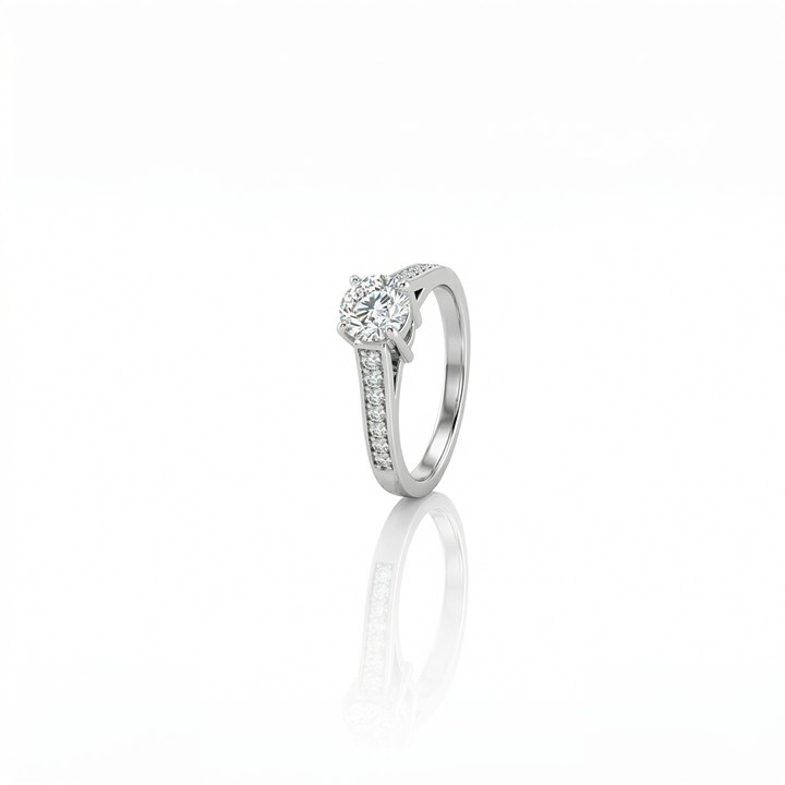 [075606] 80-Anel Solitário Brilhante 0,80ct g VS1 16 Brilhantes 0,26ct H VS2 3,96g Ouro Branco 18k - EGL 1701795333 - Coleção Only You