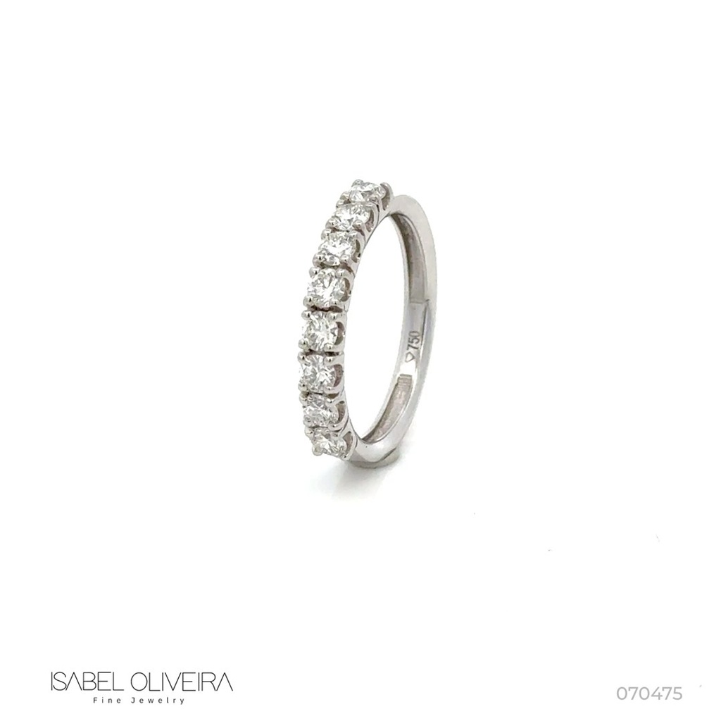 9-MEIA Aliança 8 Brilhantes 0,74CT G VS1 3,06G Ouro Branco 18K - Coleçao Soulmates
