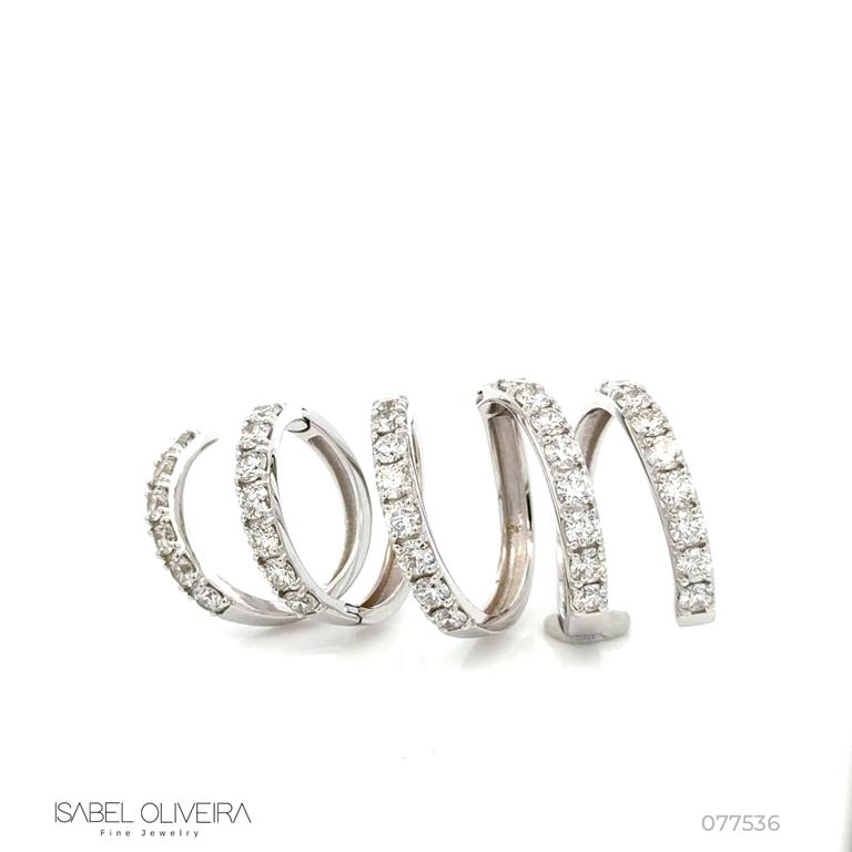 Anel Maleável 5 Aros 37 Brilhantes 4,15ct H VS2 15,48g Ouro Branco 18k - Coleção Laisa