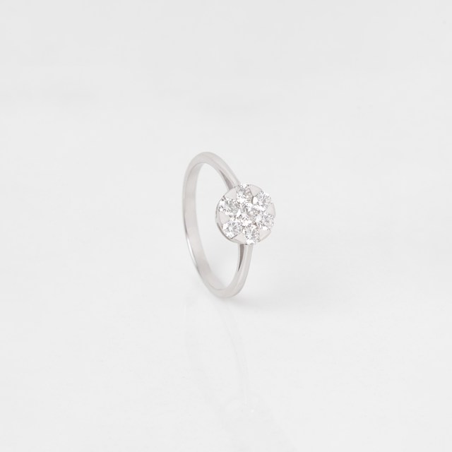 Anel Botão 8mm com 7 Diamantes 0,51ct em Ouro Branco 18k