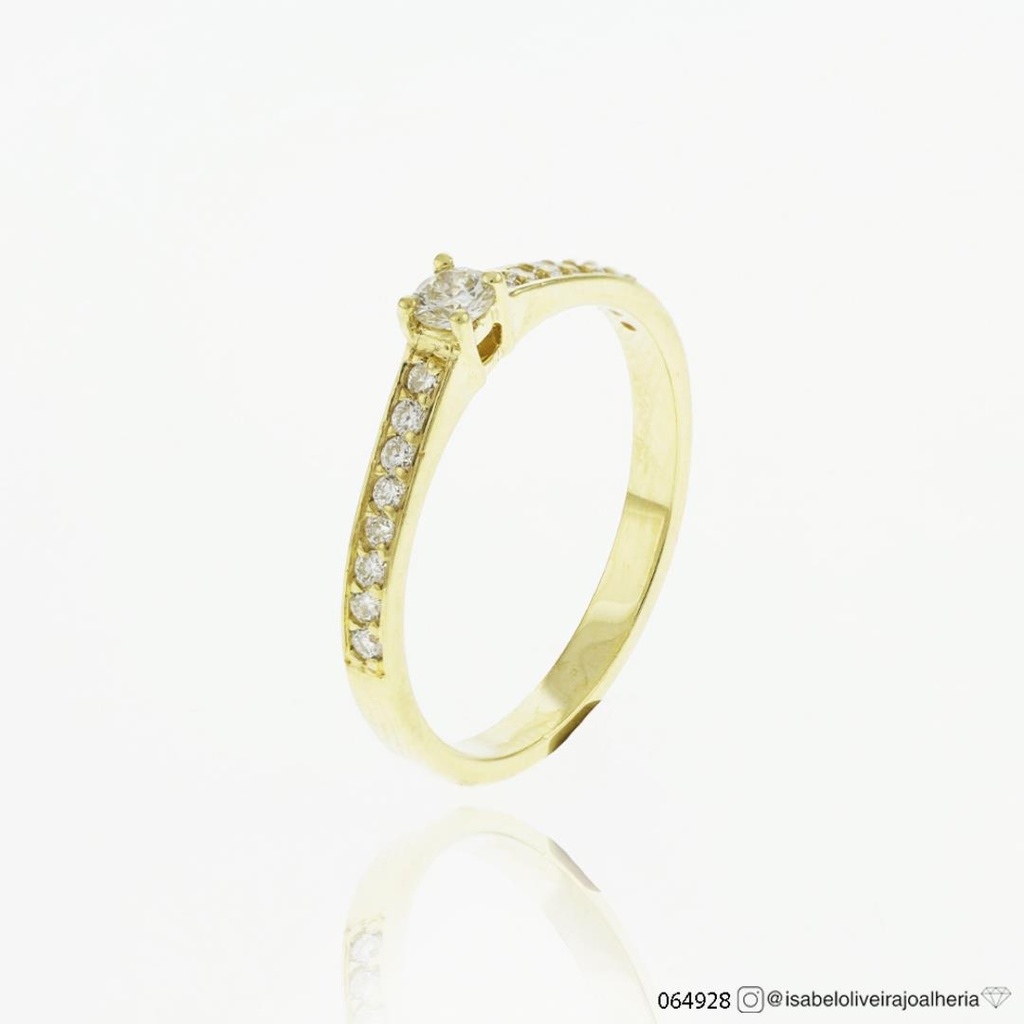 [064928] 10-Anel Solitário 1 Brilhante 0,12ct 16 Brilhantes 0,17ct g VS1 2,23g Ouro Amarelo 18k - Coleção Only You