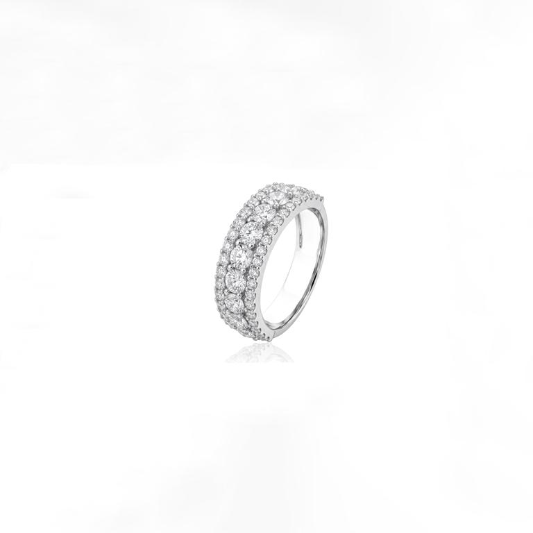 [077696] Anel Aparador 49 Brilhantes 2,43ct H/i VS2/SI1 6,35g Ouro Branco 18k - Coleção Laisa