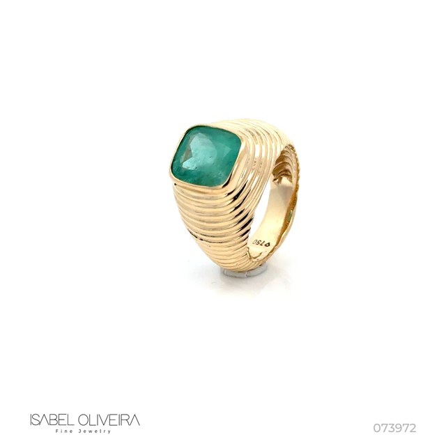 [073972] Anel 1 Esmeralda Brasileira Cushion 3,61ct em Ouro Amarelo 18k