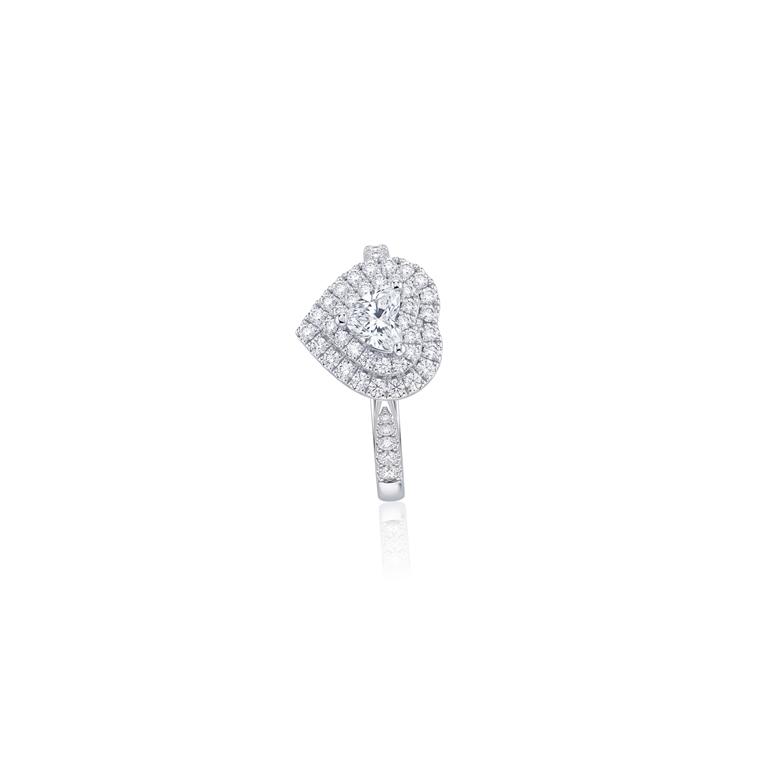 [073655] Anel Coração 3 Diamantes 0,25ct 49 Brilhantes 0,47ct 2,93g Ouro Branco 18k - Coleção Laisa
