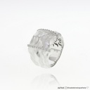 Anel Ondulado Largo 28 Brilhantes 0,28ct 9,42g Ouro Branco 18k - Coleção Laisa