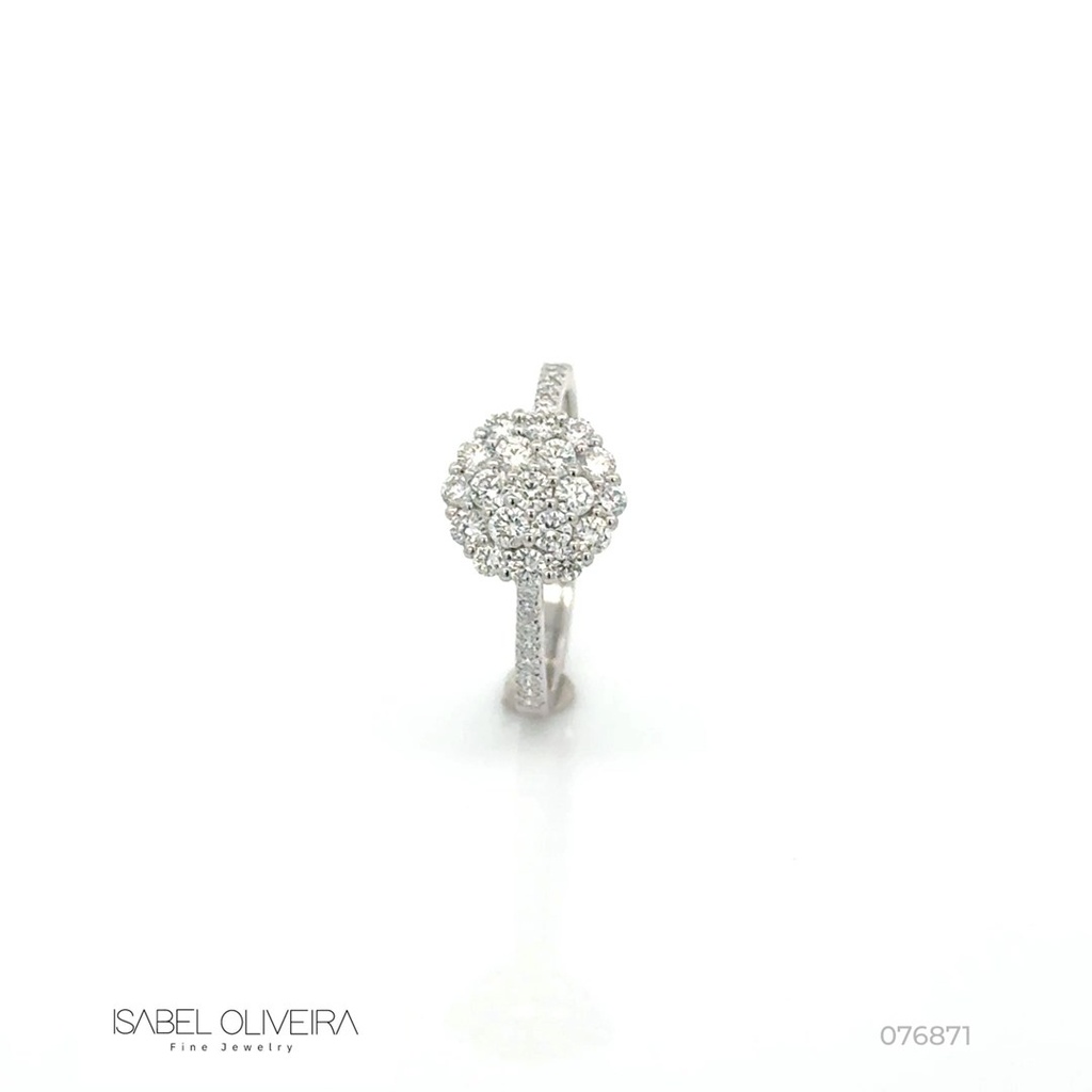 Anel Pave Botao 35 Brilhantes 0,78CT 2,32G Ouro Branco 18K - Coleçao Botao
