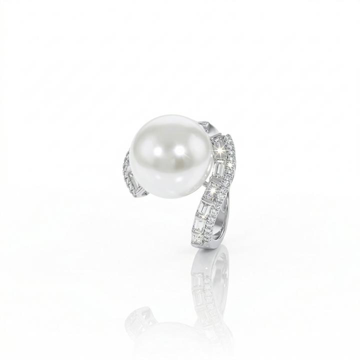[076870] Anel Pérola 13mm 12 Diamantes Baguetes 0,71ct 42 Brilhantes 0,15ct 7,23g Ouro Branco 18k - Coleção Over The Moon
