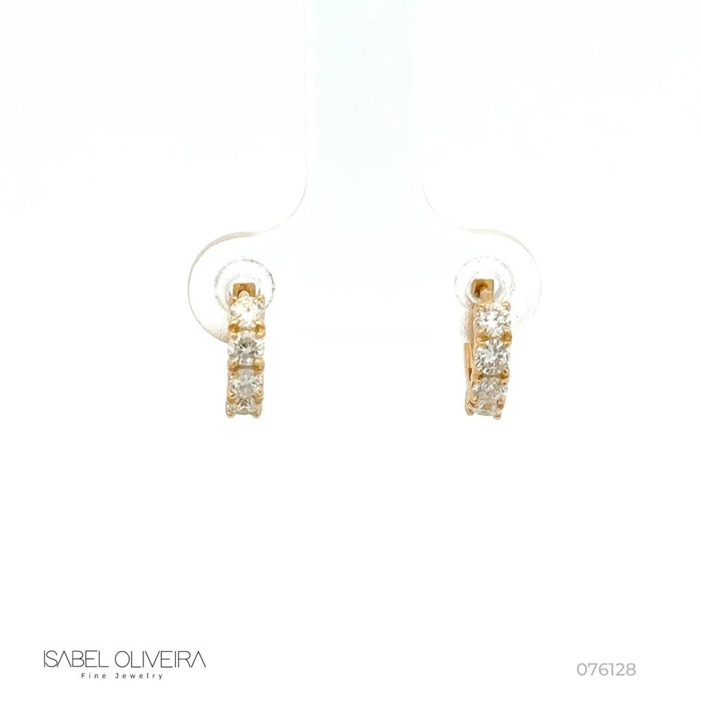 ARG01BRIAP-ARGOLA 9,85MM Diametro 1 Fileira com Meia Cravaçao 8 Brilhantes 0,47CT H SI1 1,60G Ouro Amarelo 18K - Coleçao Argolas Fashion