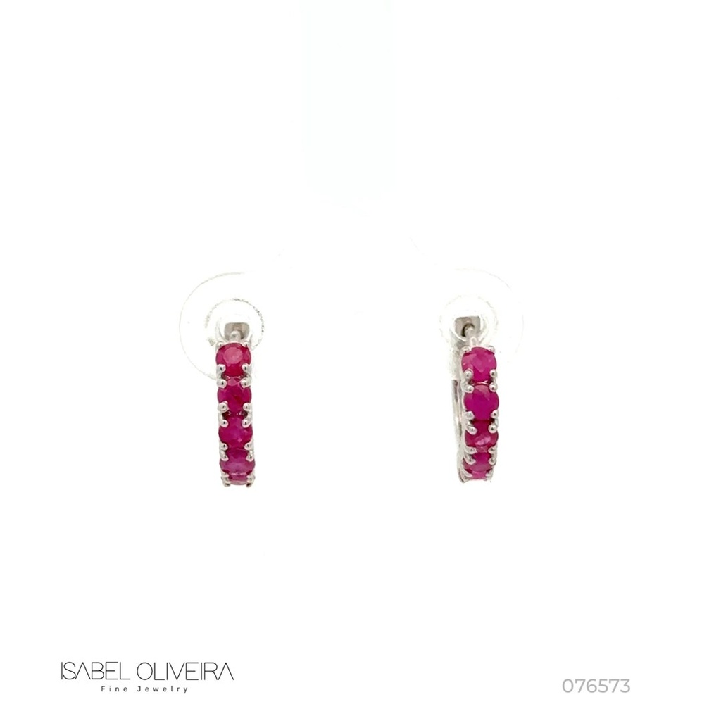 ARG01RUBBM-Argola 11mm Diâmetro 1 Fileira com Meia Cravação 10 Rubis 0,82ct 2,21g Ouro Branco 18k - Coleção Argolas Fashion