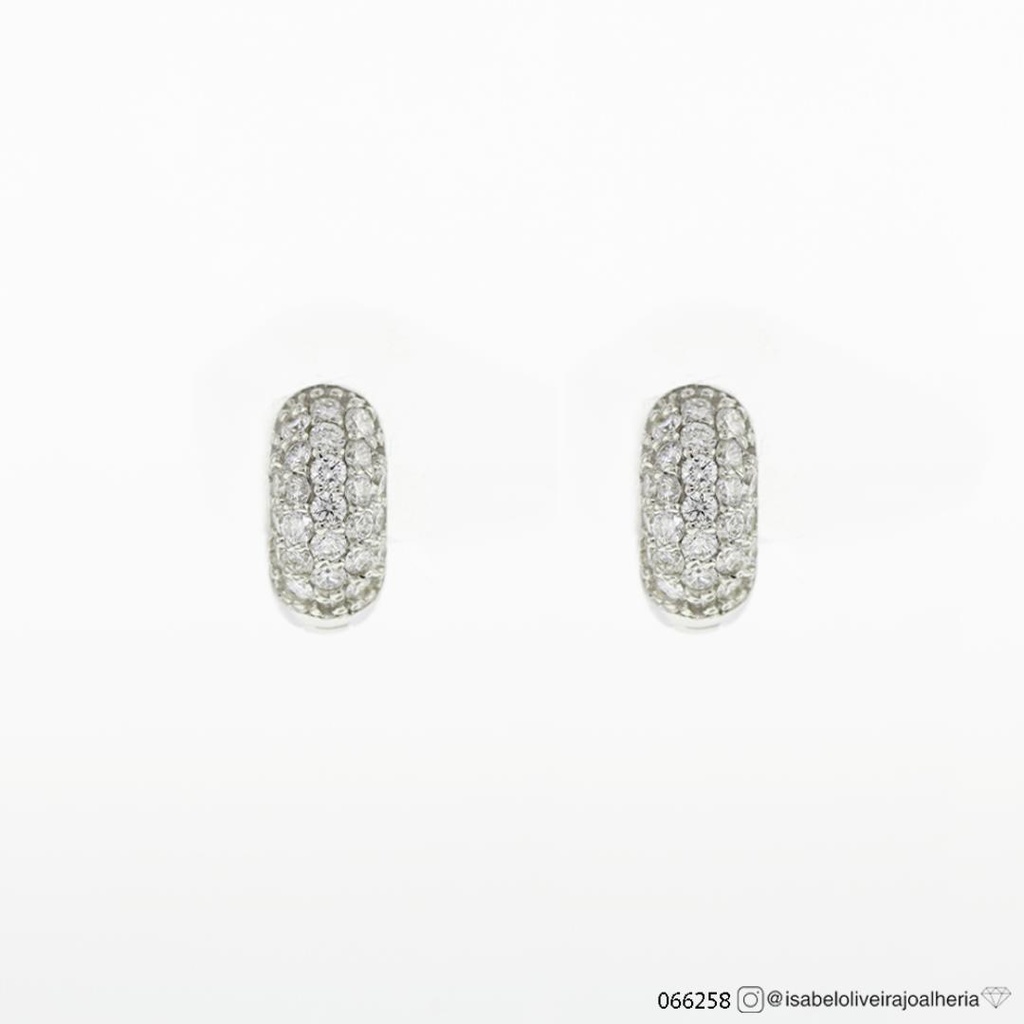 [066258] ARG05BRIBP-Argola 10mm Diâmetro Meia Cana 5 Fileiras Pavê Meia Cravação Externa 54 Brilhante 0,54ct g VS1 3,0g Ouro Branco 18k - Coleção Argolas Fashion