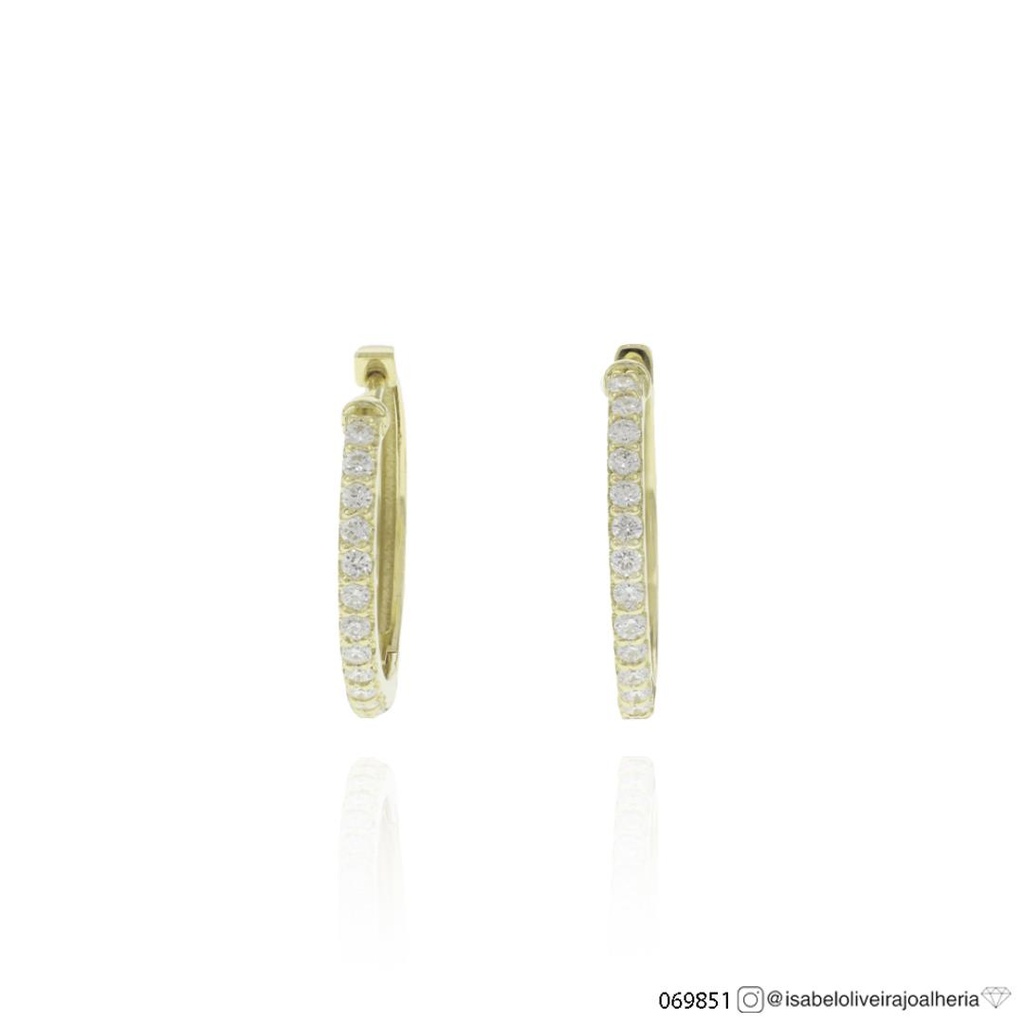 [069851] ARG07BRIAP-Argola Fina 17mm Diâmetro 1 Fileira Cravação Externa 26 Brilhantes 0,26ct g VS1 2,68g Ouro Amarelo 18k - Coleção Argolas Fashion