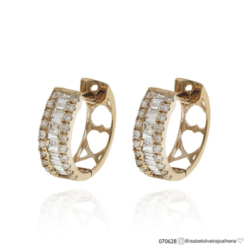 ARGOLA DIAMANTES TRAPEZIO 0,26CT 40 BRILHANTES 0,19CT 2,0G OURO ROSE 18K - COLEÇAO ARGOLAS FASHION
