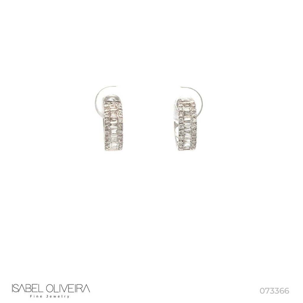 [073366] Argola Diamantes Trapézio 0,26ct 40 Brilhantes 0,19ct 2,0g Ouro Rose 18k com Ródio Branco - Coleção Argolas Fashion