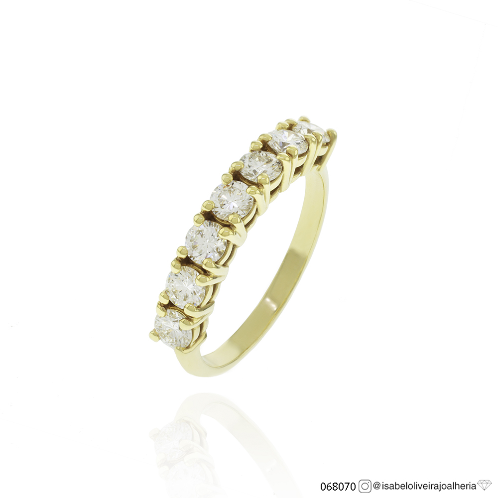 [068070] 15-Meia Aliança 7 Brilhantes 1,01ct g VS1 3,60g Ouro Amarelo 18k - Coleção Soulmates