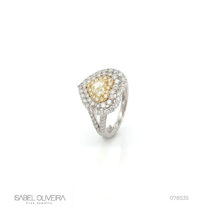 Anel 1 Diamante Coraçao 0,47CT 81 Brilhantes 1,13CT 3,88G Ouro Branco e Amarelo 18K - Coleçao Laisa