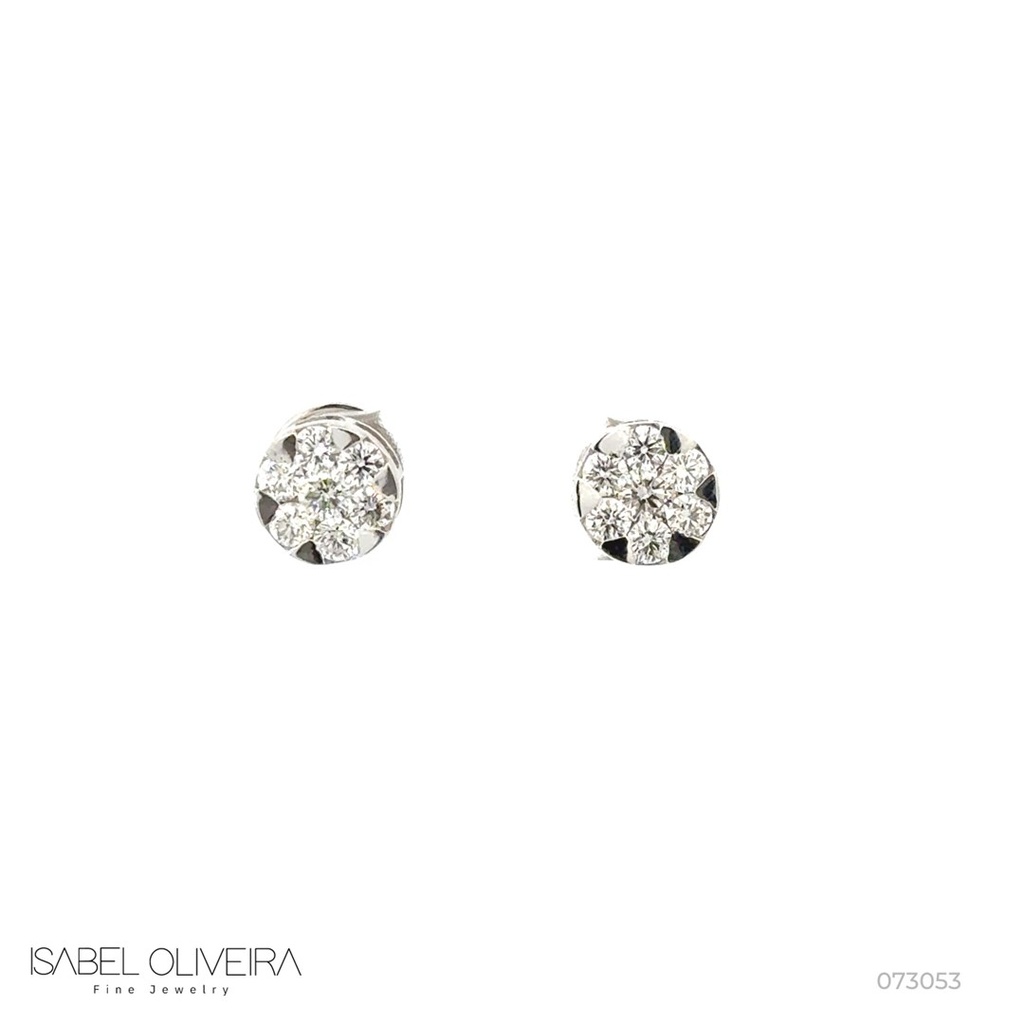 BRBOT8BM-BRINCO Botao 8,40MM 14 Brilhantes 1,09T G VS1 3,20G Ouro Branco 18K - Coleçao Botao