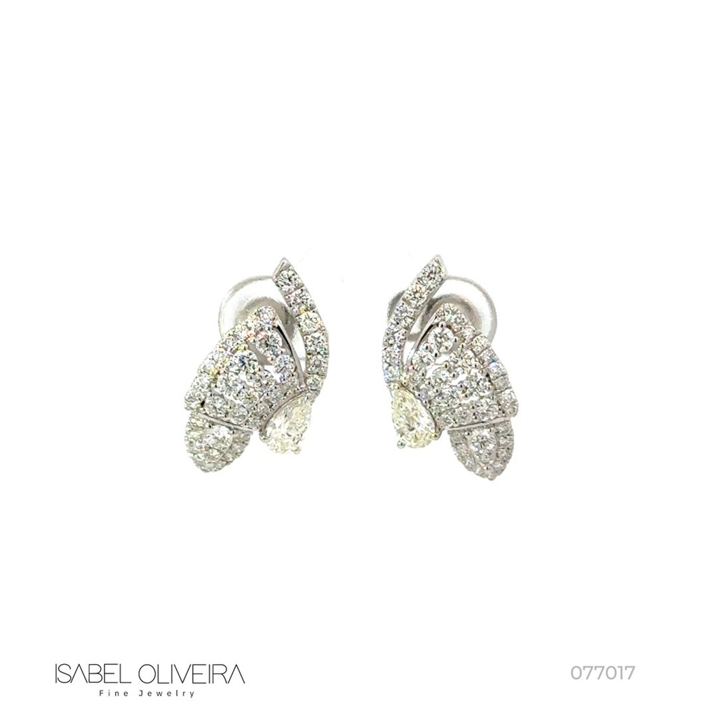 Brinco 2 Diamantes Gota 0,65ct 78 Brilhantes 1,31ct 4,74g Ouro Branco 18k - Coleção Laisa