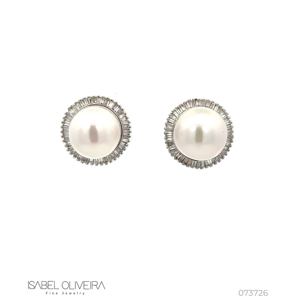 Brinco 2 Perolas 8,30MM Diamantes Trapezios 0,27CT 4,42G Ouro Branco 18K - Coleçao Over The Moon
