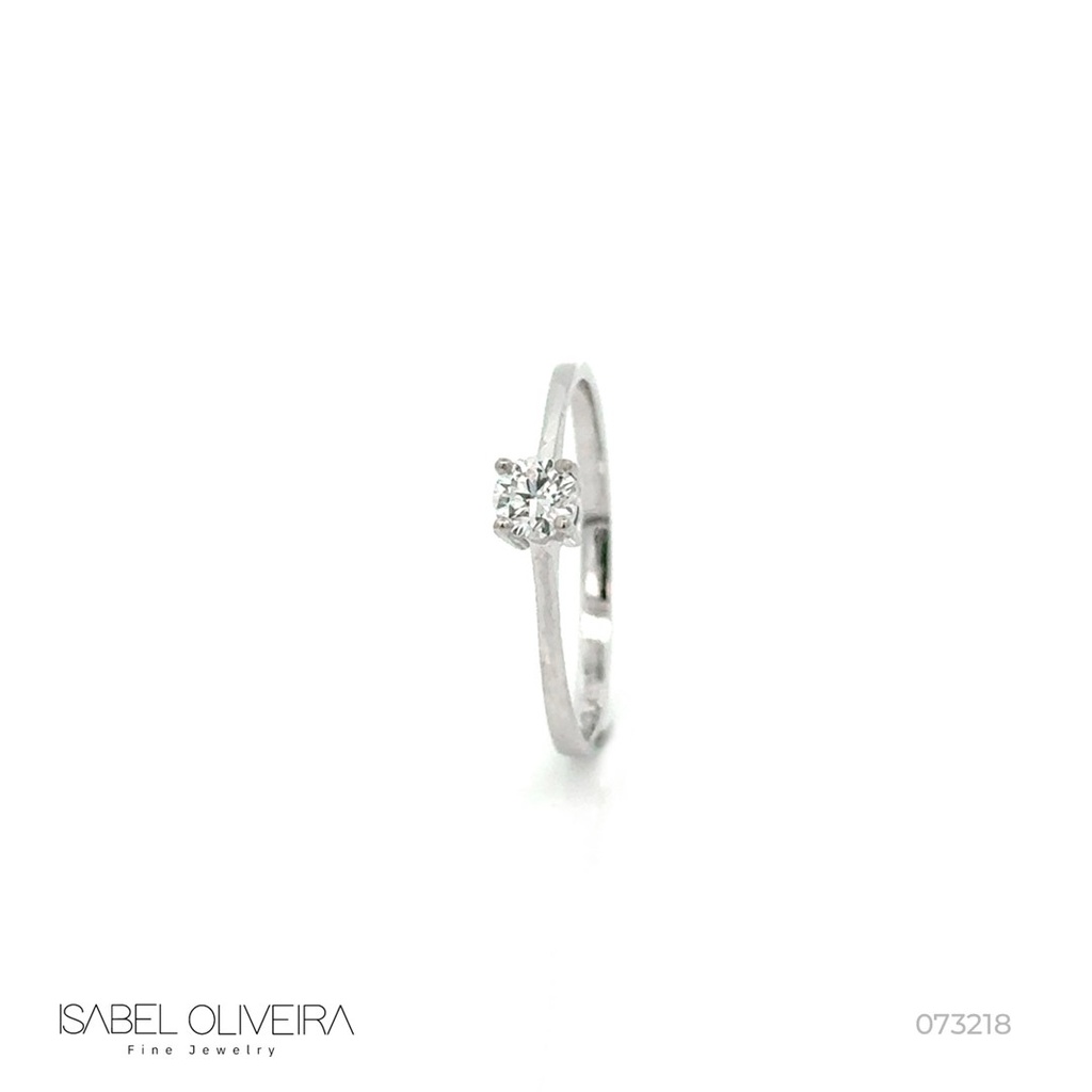 [073218] 20-Anel Solitário Brilhante 0,23ct H VS2 Fio Batido 1,51g Ouro Branco 18k - Coleção Only You