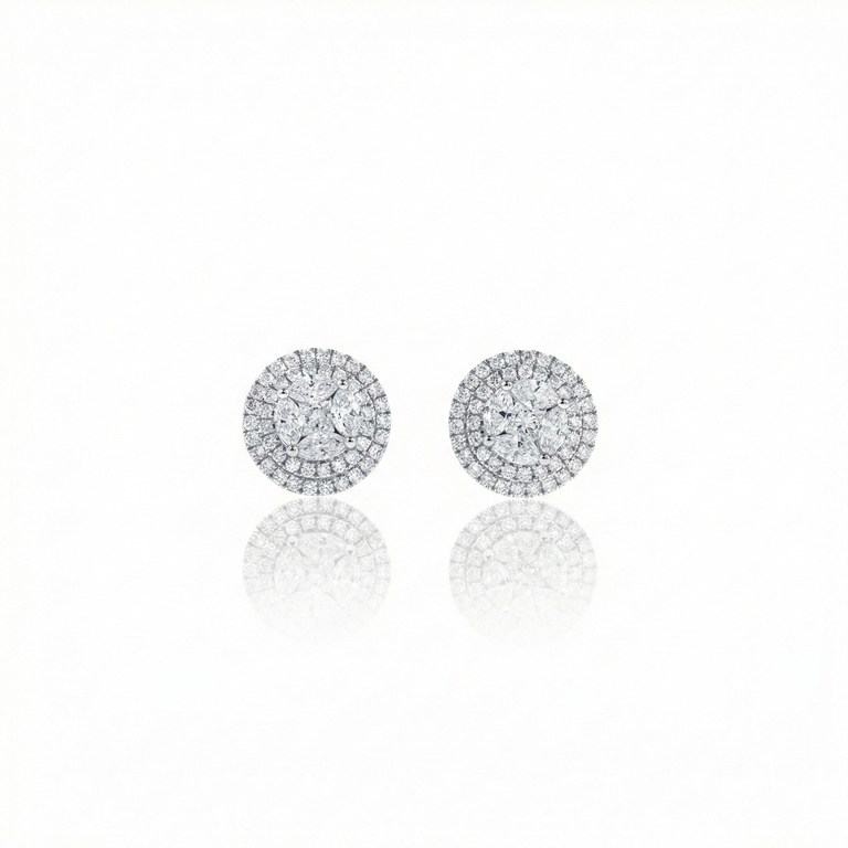 [073509] Brinco Círculo 10 Diamantes Navetes e Princess 0,90ct 92 Brilhantes 0,69ct 3,59g Ouro Branco 18k - Coleção Laisa