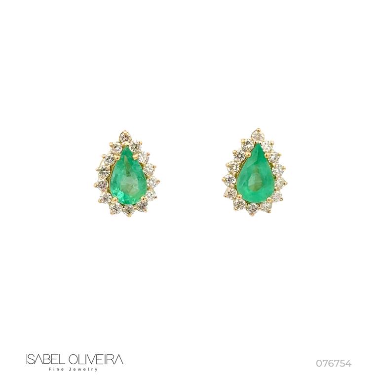 Brinco Classico I Esmeraldas Brasileiras Gota 1,22CT 28 Brilhantes 0,49CT H SI1 3,28G Ouro Amarelo 18K - Coleçao Brazilian Emerald